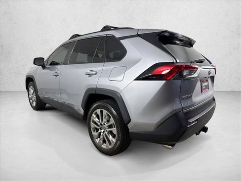 Used 2021 Toyota RAV4 XLE Premium AWD/4WD image 6