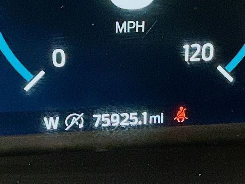 Used 2021 Ford F150 Lariat image 36