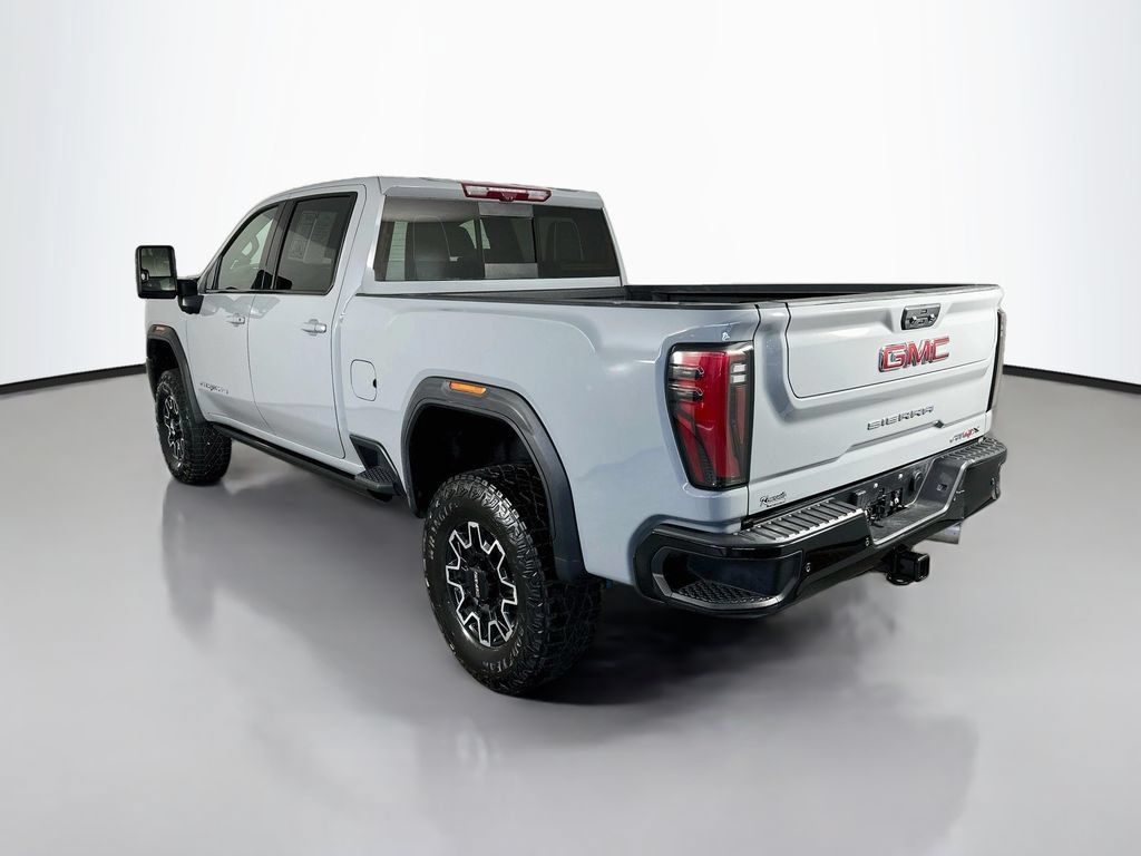 Used 2024 GMC Sierra 2500 AT4X AWD/4WD image 5