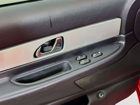 Used 2003 Ford Thunderbird RWD image 18