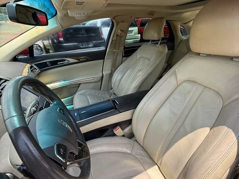 Used 2013 Lincoln MKZ AWD image 12