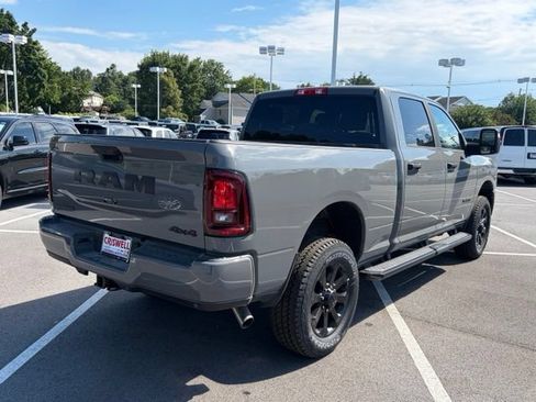 New 2026 RAM 2500 Big Horn AWD/4WD image 7