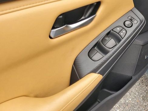 New 2025 Nissan Sentra SV w/ SV Premium Package image 6