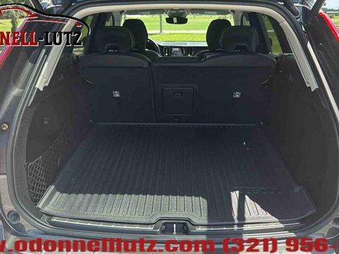 Used 2022 Volvo XC60 B6 Inscription w/ Advanced Package AWD/4WD image 10