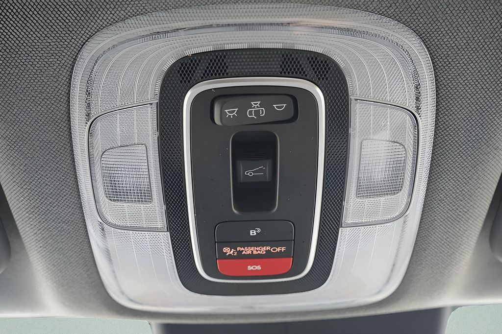 Certified 2024 Hyundai Elantra SEL w/ Convenience Package FWD image 18