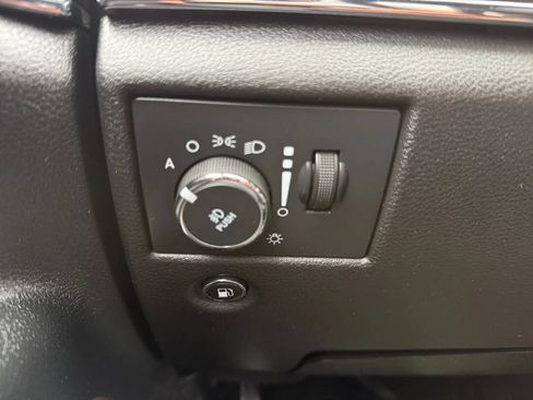 Used 2014 Jeep Grand Cherokee Summit AWD/4WD image 38