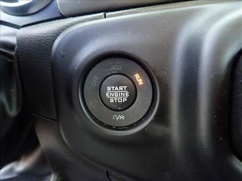 Used 2023 Jeep Wrangler Unlimited w/ Cold Weather Group AWD/4WD image 22