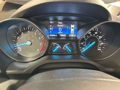 Used 2018 Ford Escape Titanium w/ Ford Safe & Smart Package AWD/4WD image 20