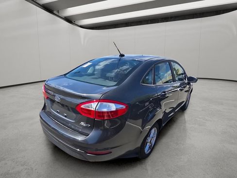 Used 2019 Ford Fiesta SE w/ Cold Weather Package FWD image 9
