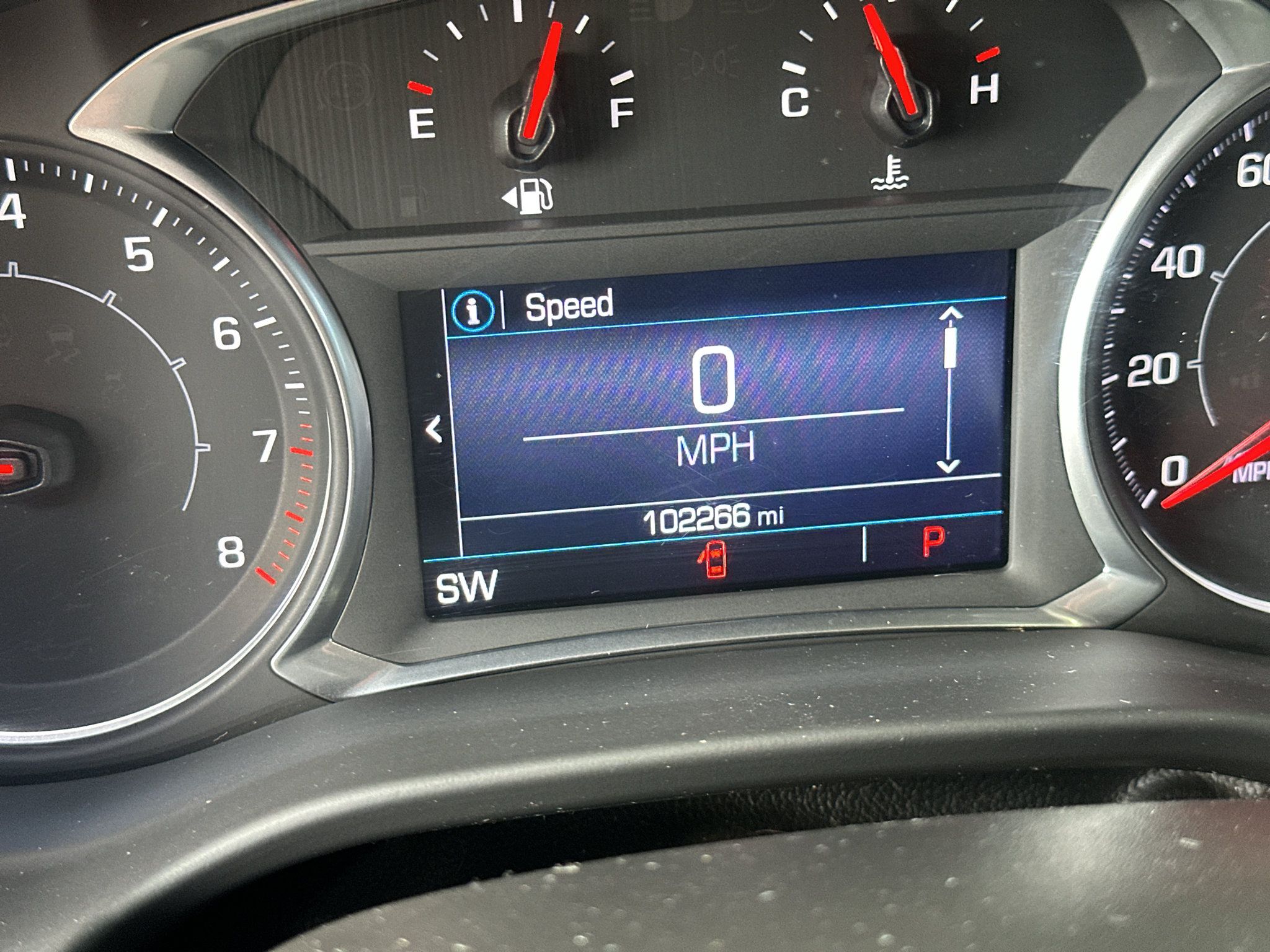 Used 2021 GMC Acadia SLE FWD image 18