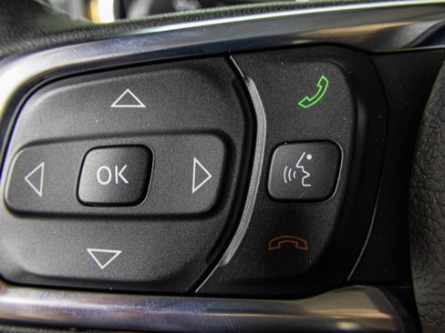 New 2026 Jeep Wrangler Unlimited Sahara AWD/4WD image 29