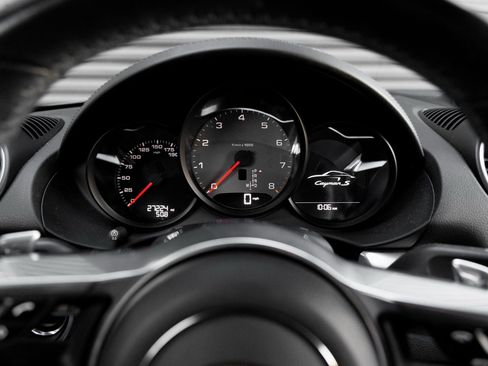 Certified 2018 Porsche 718 Cayman S image 19