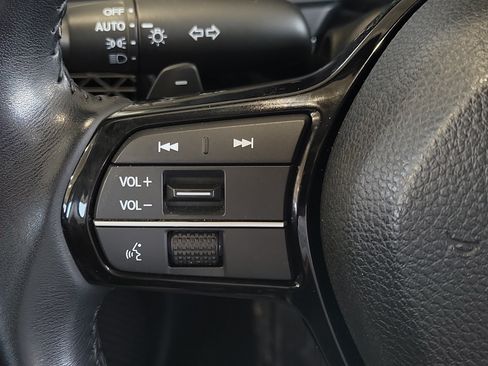Used 2023 Honda Accord Touring image 25
