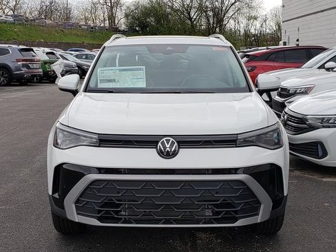 New 2026 Volkswagen Taos SE AWD/4WD image 5
