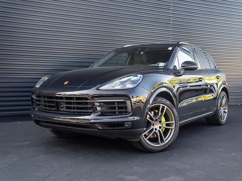 Used 2021 Porsche Cayenne E-Hybrid AWD/4WD image 1
