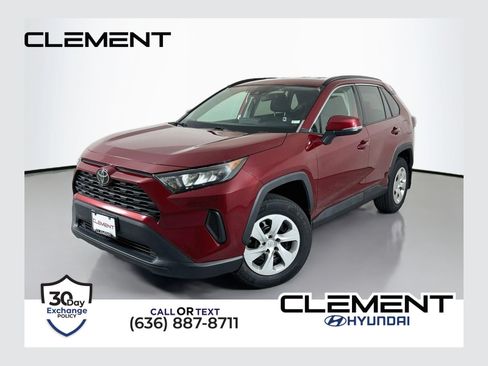 Used 2020 Toyota RAV4 LE AWD/4WD image 1