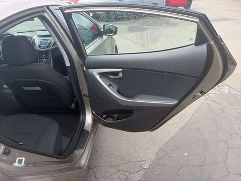 Used 2016 Hyundai Elantra Value Edition image 24