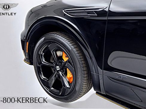 New 2025 Bentley Bentayga image 4