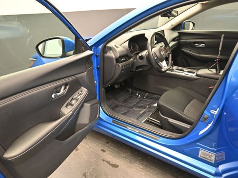 Certified 2024 Nissan Sentra SV w/ All-Weather Package image 11