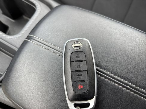 Used 2025 Nissan Sentra S FWD image 21