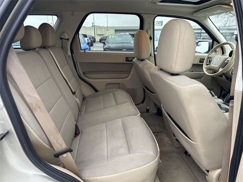 Used 2012 Ford Escape XLT image 17