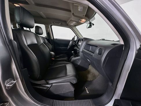 Used 2016 Jeep Patriot Sport w/ Power Value Group FWD image 29