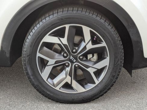 Used 2020 Kia Sportage EX FWD image 11
