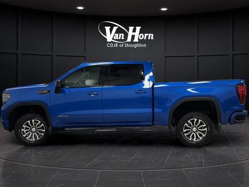 Used 2023 GMC Sierra 1500 AT4 w/ Technology Package image 12