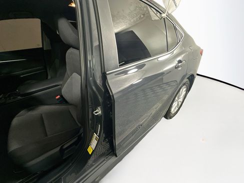 Used 2025 Toyota Camry LE FWD image 12