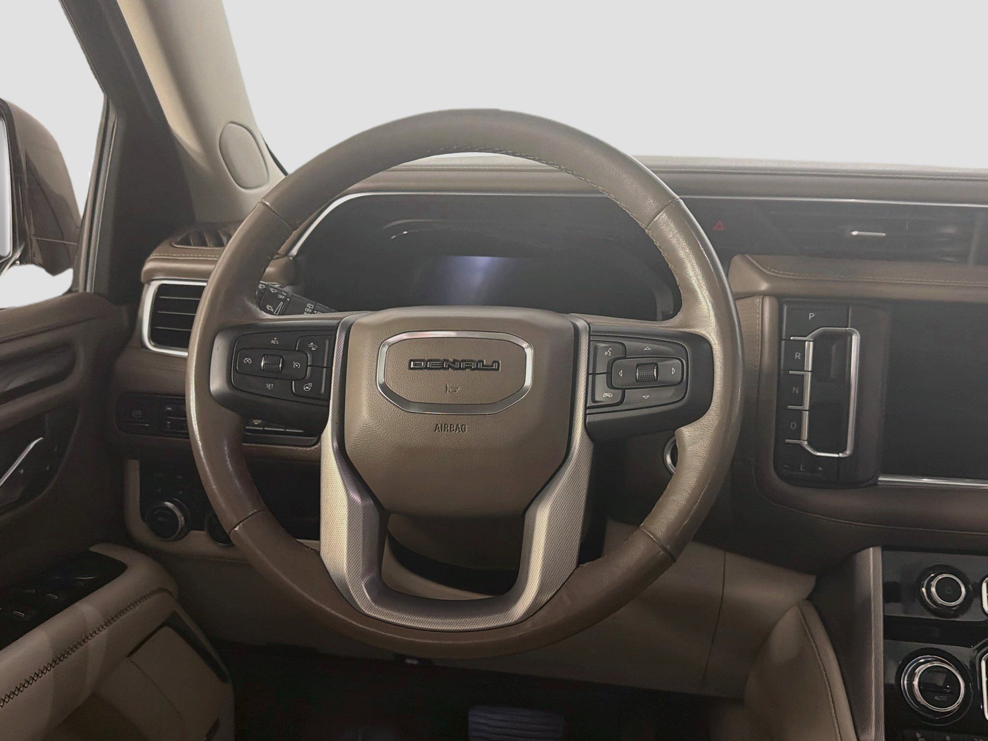 Used 2022 GMC Yukon Denali AWD/4WD image 18