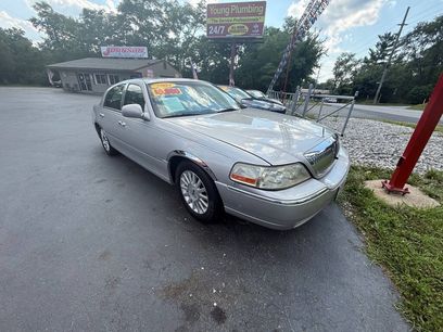 Used 2004 Lincoln Town Car Ultimate