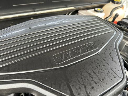 Used 2021 GMC Acadia Denali w/ GMC Pro Grade Package image 30