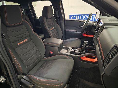 Used 2024 Nissan Frontier PRO-4X w/ Off-Road Protection Package image 32