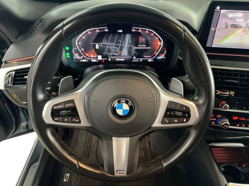 Used 2022 BMW 540i w/ M Sport Package image 18