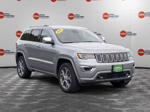 Used 2021 Jeep Grand Cherokee Overland AWD/4WD image 3