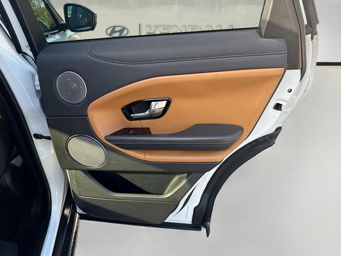 Used 2018 Land Rover Range Rover Evoque HSE Dynamic image 29