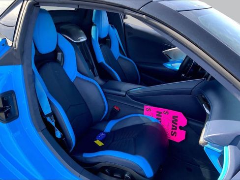 Used 2022 Chevrolet Corvette Stingray Premium Conv w/ Z51 Performance Package RWD image 8