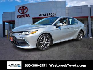 Used 2021 Toyota Camry XLE image 1