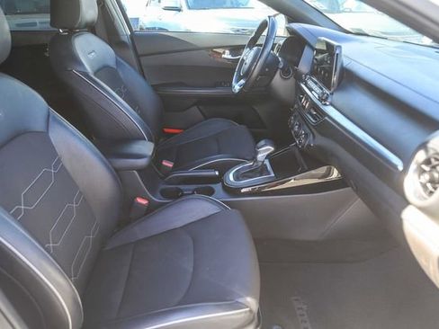 Certified 2021 Kia Forte GT-Line image 17