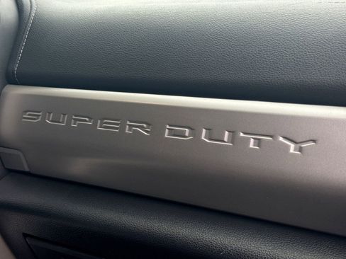 Certified 2022 Ford F250 Lariat w/ Tremor Off-Road Package image 81