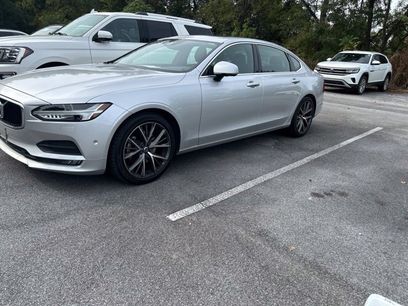 Used 2018 Volvo S90 T5 Momentum w/ Convenience Package