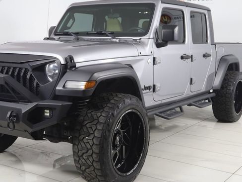 Used 2020 Jeep Gladiator Sport w/ Quick Order Package 24S image 51