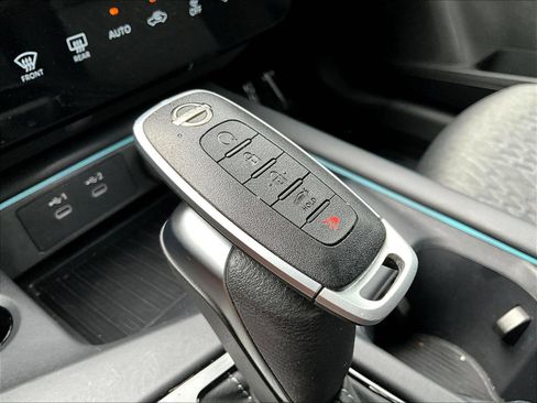 Used 2026 Nissan Sentra SV w/ SV Convenience Package FWD image 36