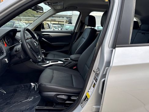 Used 2015 BMW X1 sDrive28i image 15