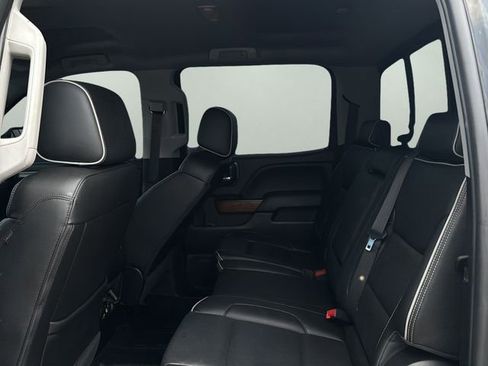 Used 2018 Chevrolet Silverado 1500 High Country AWD/4WD image 14