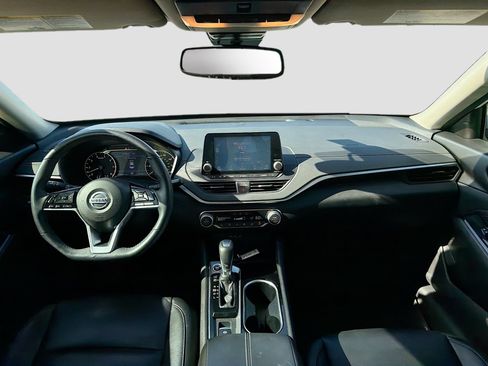 Used 2020 Nissan Altima 2.5 SV FWD image 22