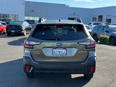 Certified 2022 Subaru Outback Premium image 7