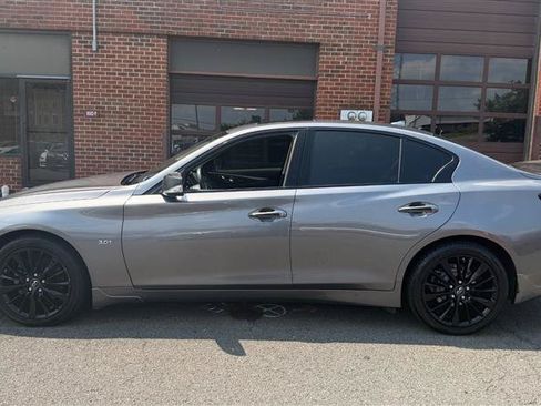 Used 2018 INFINITI Q50 Luxe w/ Essential Package (3.0T Luxe) AWD/4WD image 12