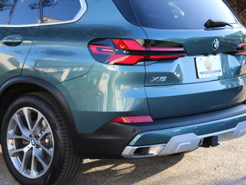 Used 2026 BMW X5 xDrive40i w/ Premium Package image 17