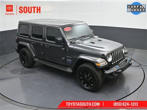Used 2022 Jeep Wrangler Unlimited Sahara image 43